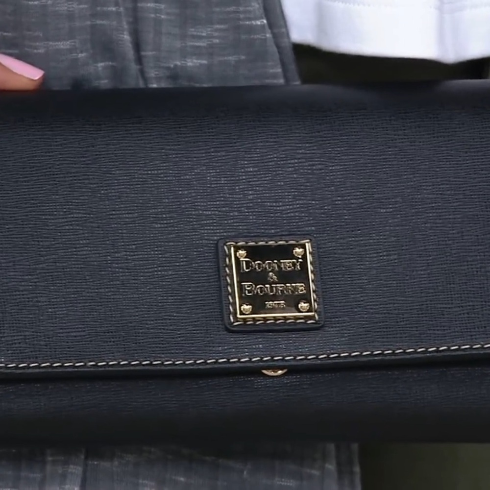 Dooney & Bourke Daphne Crossbody bag/Clutch in Saffiano Leather